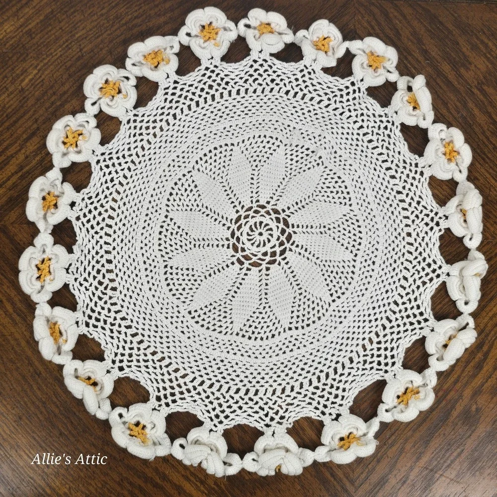 Floral Doily Round Flower White Yellow Lace Crochet Cottage Granny Decor 11.5